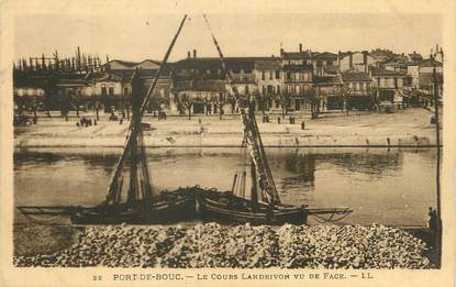 / CPA FRANCE 13 "Port de Bouc, le cours Landrivon"