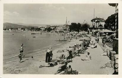 CPSM FRANCE 06  "Juan les Pins, la plage du Provençal"