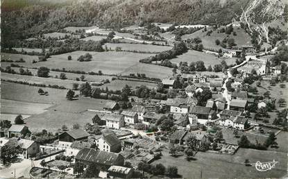 / CPSM FRANCE 01 "Crozet, vue générale aérienne"