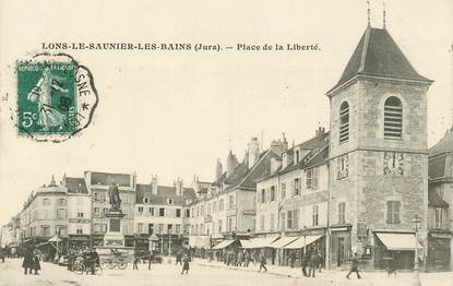 CPA FRANCE 39 "Lons le Saunier, place de la Liberté"