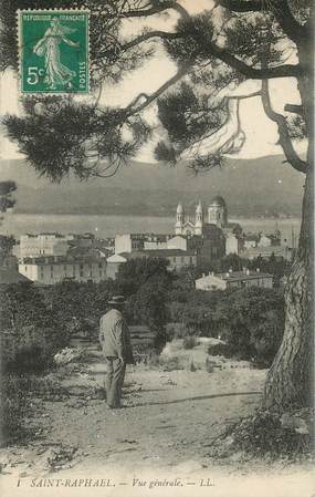 CPA FRANCE 83 "Saint Raphaël, vue générale"