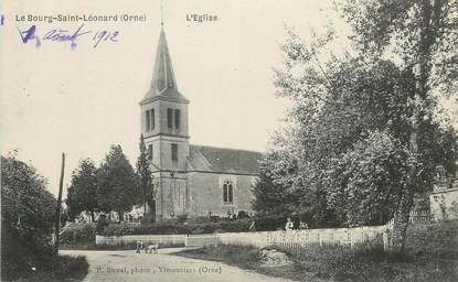 / CPA FRANCE 61 "Bourg Saint Léonard, l'église"