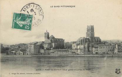 / CPA FRANCE 30 "Pont Saint Esprit, vue générale prise du pont"